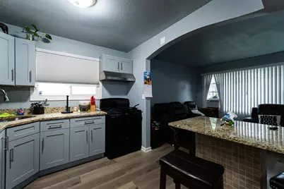 6909 S Ada Street, Chicago, IL 60636 - Photo 7