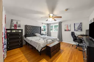 834 S Michigan Ave, Villa Park, IL 60181 - Photo 9