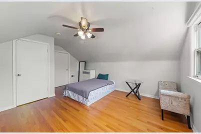 834 S Michigan Avenue, Villa Park, IL 60181 - Photo 11