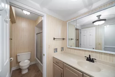 9530 Lamon Avenue #401, Skokie, IL 60077 - Photo 17
