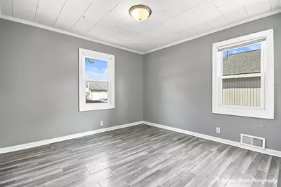 1621 Round Lake Drive, Round Lake Beach, IL 60073 - Photo 13