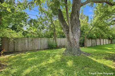 1621 Round Lake Drive, Round Lake Beach, IL 60073 - Photo 21