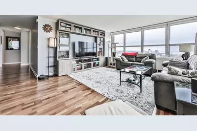 655 W Irving Park Road #3810, Chicago, IL 60613 - Photo 11