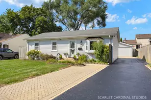 1691 Charles Dr, Glendale Heights, IL 60139 - Photo 1