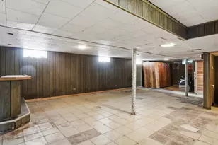 9911 S Lafayette Ave, Chicago, IL 60628 - Photo 9