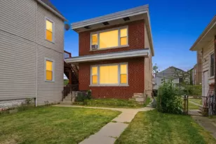 731 E 88th Pl, Chicago, IL 60619 - Photo 1