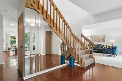 1310 Hidden Lake Drive, Buffalo Grove, IL 60089 - Photo 3