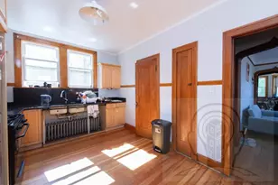 5057 W Newport Ave, Chicago, IL 60641 - Photo 17