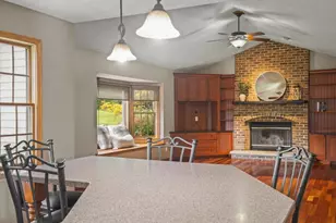 10230 Heatherridge Ln, Rockford, IL 61107 - Photo 9