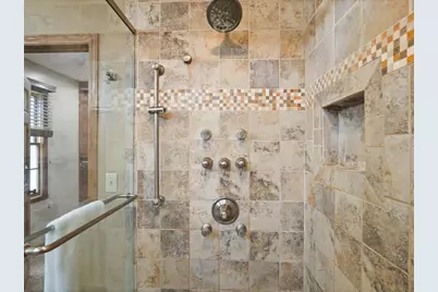 10230 Heatherridge Lane, Rockford, IL 61107 - Photo 19