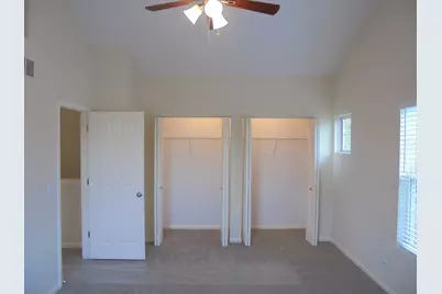 1065 Manchester Circle, Grayslake, IL 60030 - Photo 25