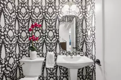 2049 N Dayton Street, Chicago, IL 60614 - Photo 9