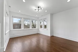 5304 W Cornelia Ave, Chicago, IL 60641 - Photo 7