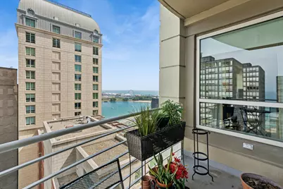 250 E Pearson Street #2206, Chicago, IL 60611 - Photo 19