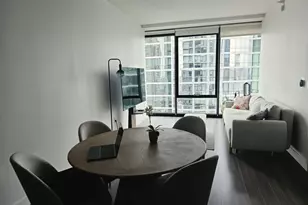 1210 S Indiana Ave, Chicago, IL 60605 - Photo 5