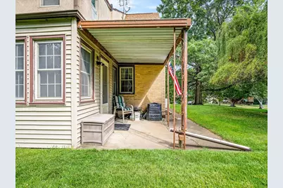 205 Saint Louis Avenue, Rockford, IL 61104 - Photo 31