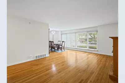 834 N Rainbow Drive, Glenwood, IL 60425 - Photo 3
