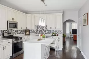 3515 W School St, Chicago, IL 60618 - Photo 7