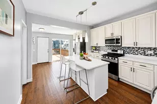 3515 W School St, Chicago, IL 60618 - Photo 11