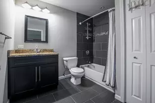 7212 Sprucewood Ave, Woodridge, IL 60517 - Photo 21