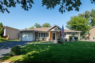 7212 Sprucewood Ave, Woodridge, IL 60517 - Photo 27