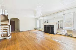 8156 S Paxton Ave, Chicago, IL 60617 - Photo 3