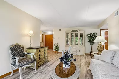 11009 S Theresa Circle #2B, Palos Hills, IL 60465 - Photo 7