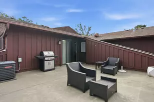 3105 Toulon Dr, Northbrook, IL 60062 - Photo 19