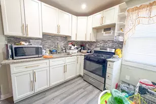 2329 N McVicker Ave, Chicago, IL 60639 - Photo 7