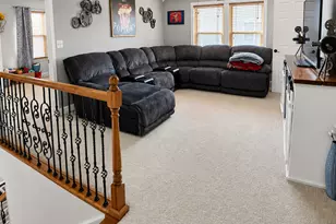 7129 Fox View Dr, Joliet, IL 60431 - Photo 7