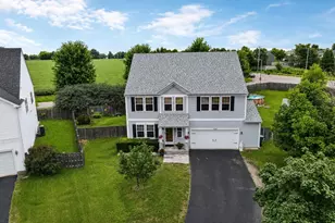 7129 Fox View Dr, Joliet, IL 60431 - Photo 25