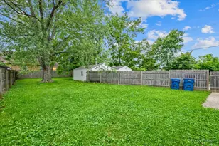 1706 North Ave, Waukegan, IL 60085 - Photo 29