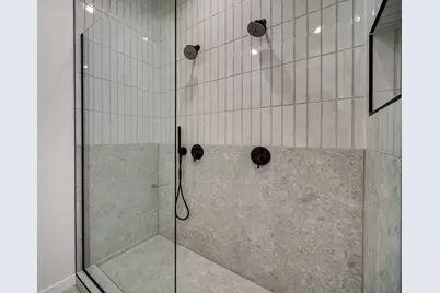 6216 S Woodlawn Avenue #B, Chicago, IL 60637 - Photo 17