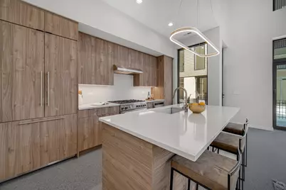 6216 S Woodlawn Avenue #B, Chicago, IL 60637 - Photo 9