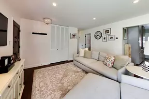 428 N Stewart Ave, Lombard, IL 60148 - Photo 5