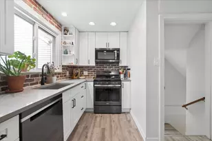 1923 Warren St, Evanston, IL 60202 - Photo 17