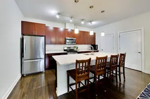 3028 W Roscoe St, Chicago, IL 60618 - Photo 15
