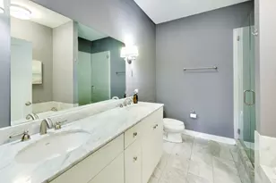 3028 W Roscoe St, Chicago, IL 60618 - Photo 21