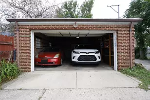 6017 N Bernard St, Chicago, IL 60659 - Photo 7