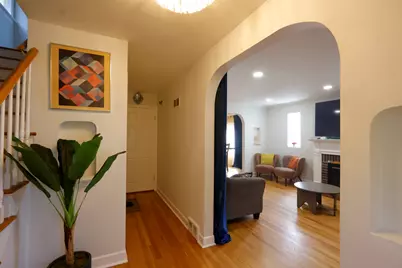 6017 N Bernard Street, Chicago, IL 60659 - Photo 3