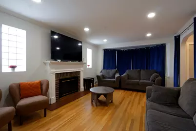6017 N Bernard Street, Chicago, IL 60659 - Photo 5