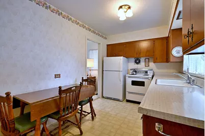 1308 Margret Street, Des Plaines, IL 60018 - Photo 7
