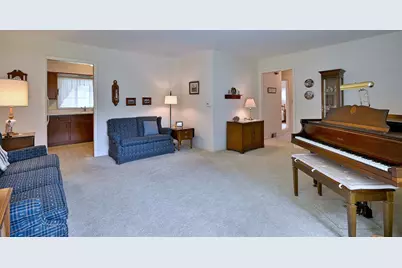 1308 Margret Street, Des Plaines, IL 60018 - Photo 3