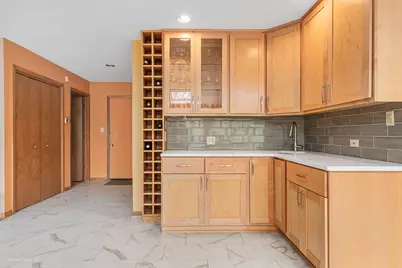 31 Lucas Drive, Palos Hills, IL 60465 - Photo 11