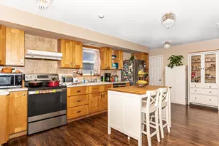 811 Glenwood Ave, Joliet, IL 60435 - Photo 7