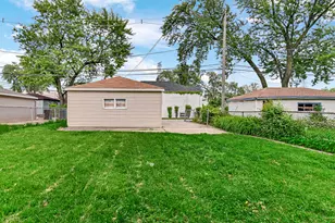 12755 S Parnell St, Chicago, IL 60628 - Photo 23