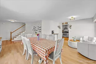 344 Yorkshire Dr, Mundelein, IL 60060 - Photo 5