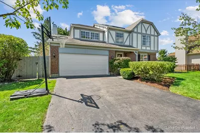 344 Yorkshire Drive, Mundelein, IL 60060 - Photo 1