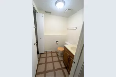 1955 Zeppelin Drive, Hanover Park, IL 60133 - Photo 17