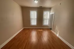 7927 S Parnell Ave, Chicago, IL 60620 - Photo 5
